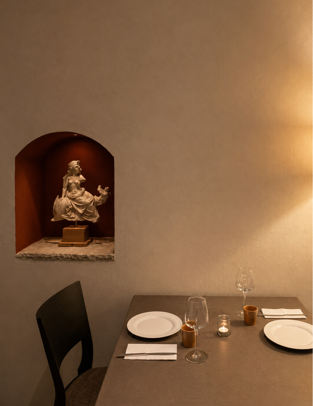 Diava Restaurant dining room in Ano Pedina